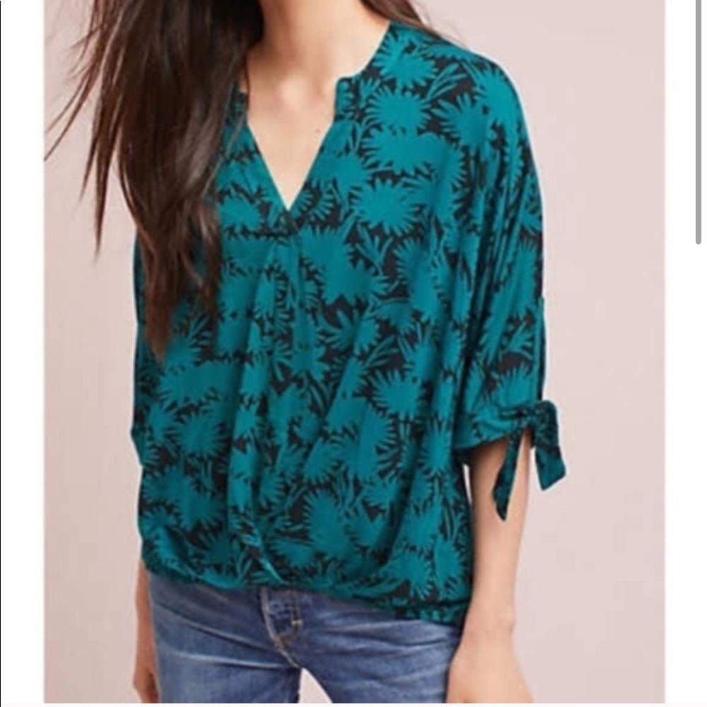 akemi + kin palm leave print top